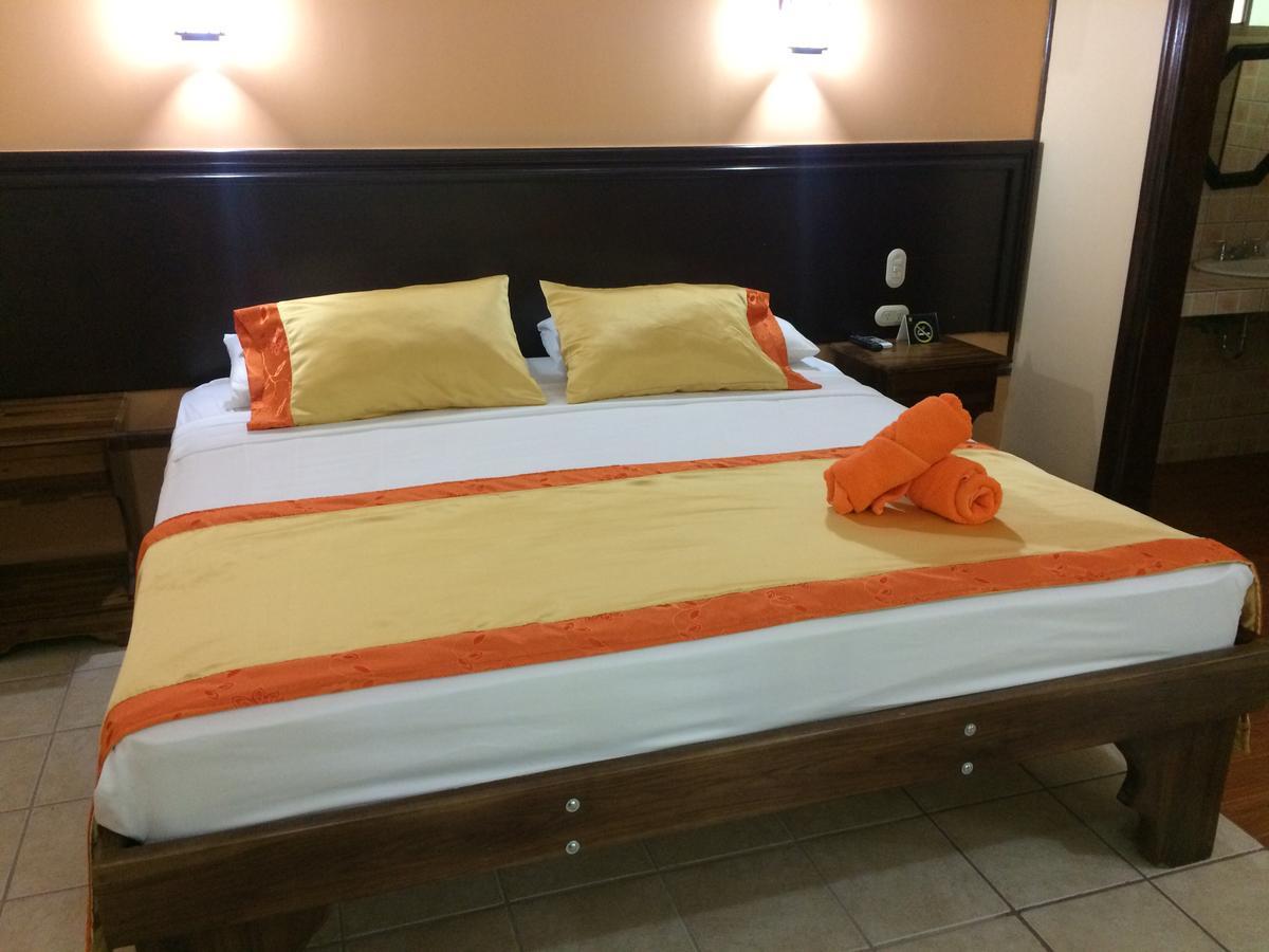 Mussaenda, Arenal Hotell La Fortuna Eksteriør bilde