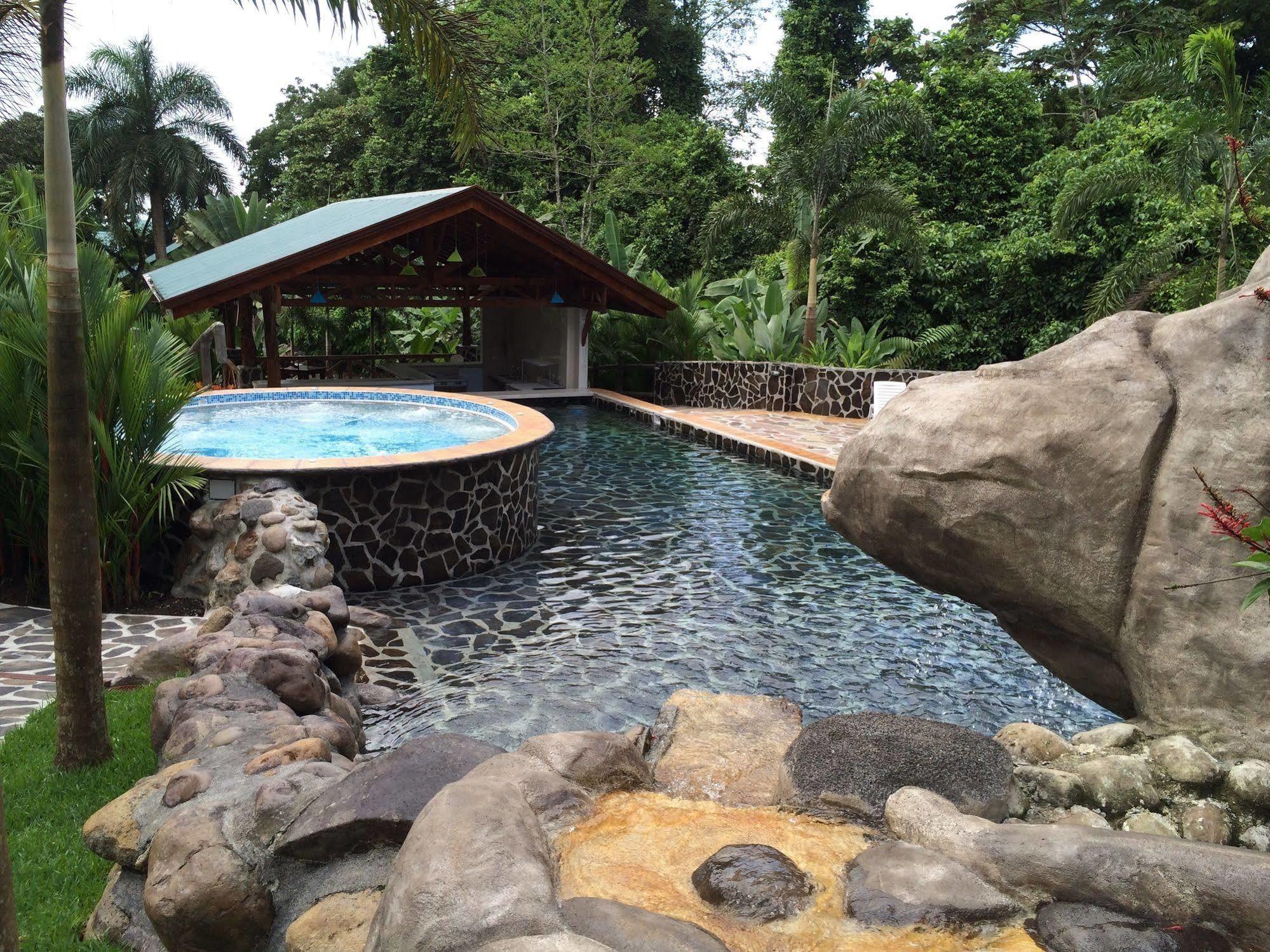 Mussaenda, Arenal Hotell La Fortuna Eksteriør bilde
