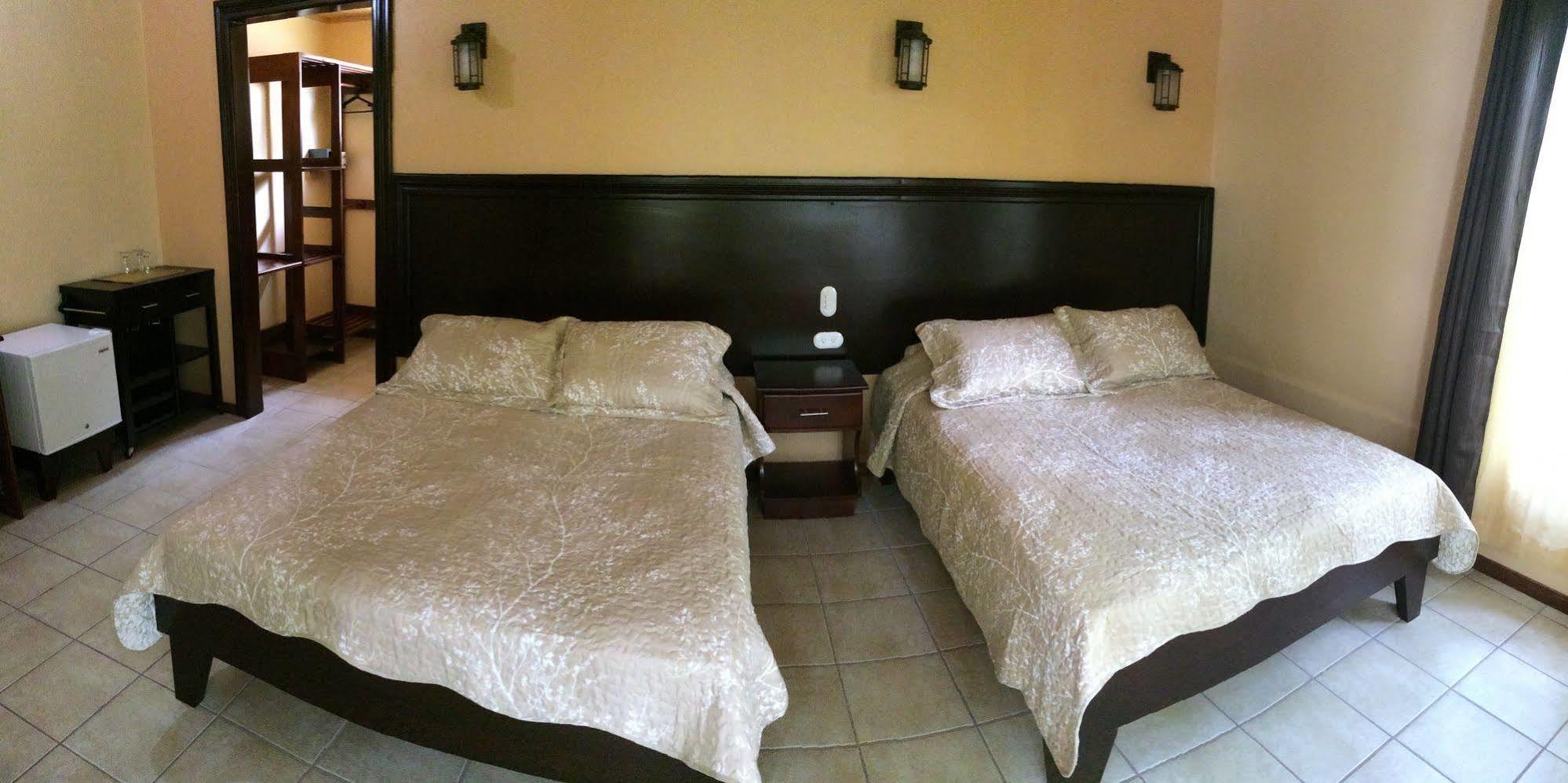Mussaenda, Arenal Hotell La Fortuna Eksteriør bilde
